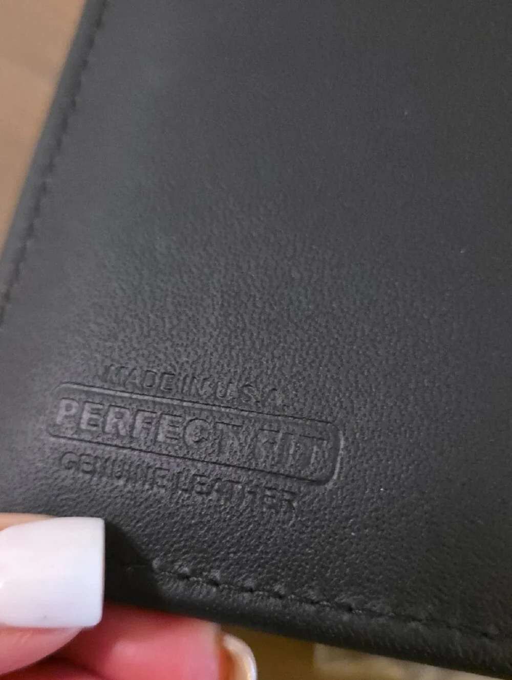 Perfect Fit Shield Wallet: Badge Cutout 185/ Leather/ NEW